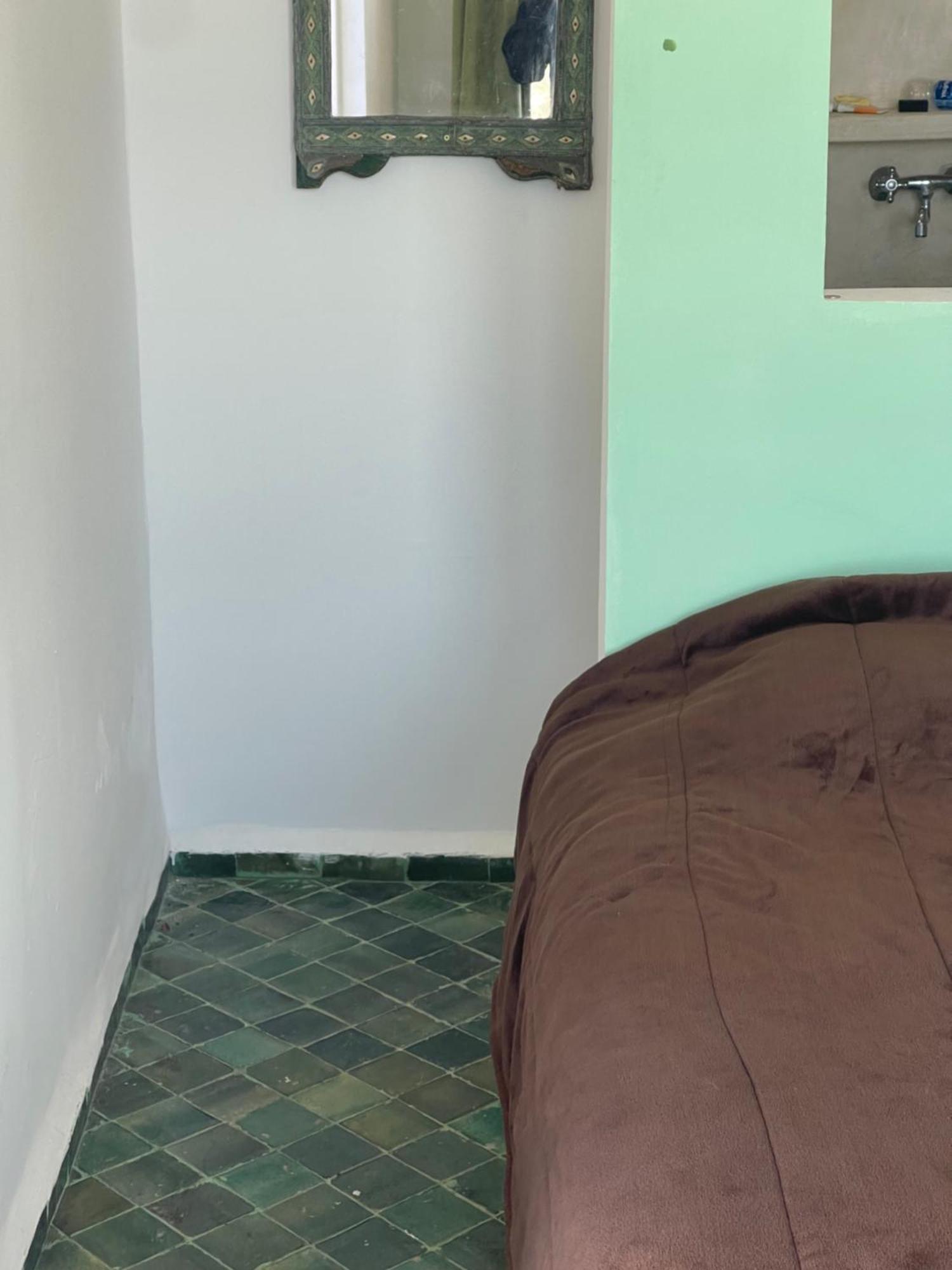 Western Apartment