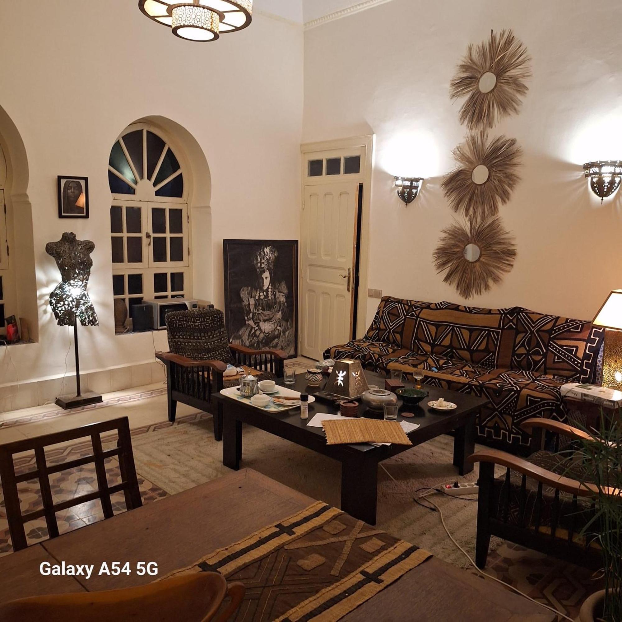 Western Apartment